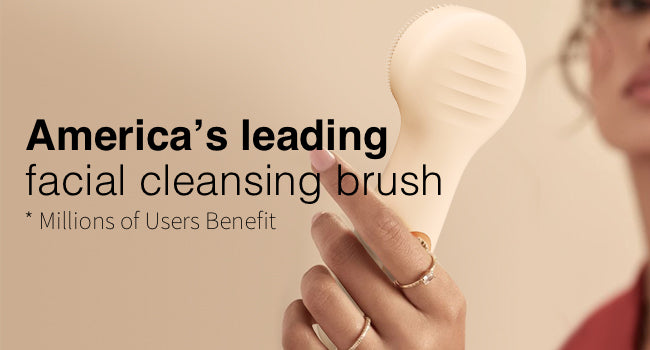 GLOW BRILLIANCE Facial Cleansing Brush
